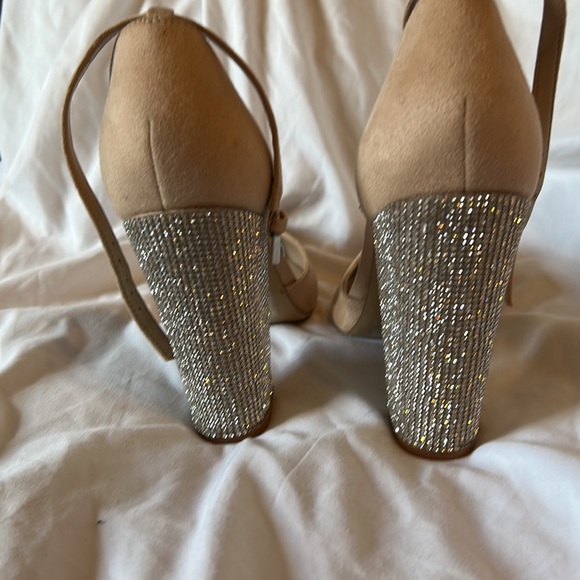 Last Mark Down!! ALDO HEELS TAN with Rhinestones (Bling) size 9 - Picture 3 of 10